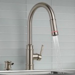 Pull-Down/Out Kitchen Faucets